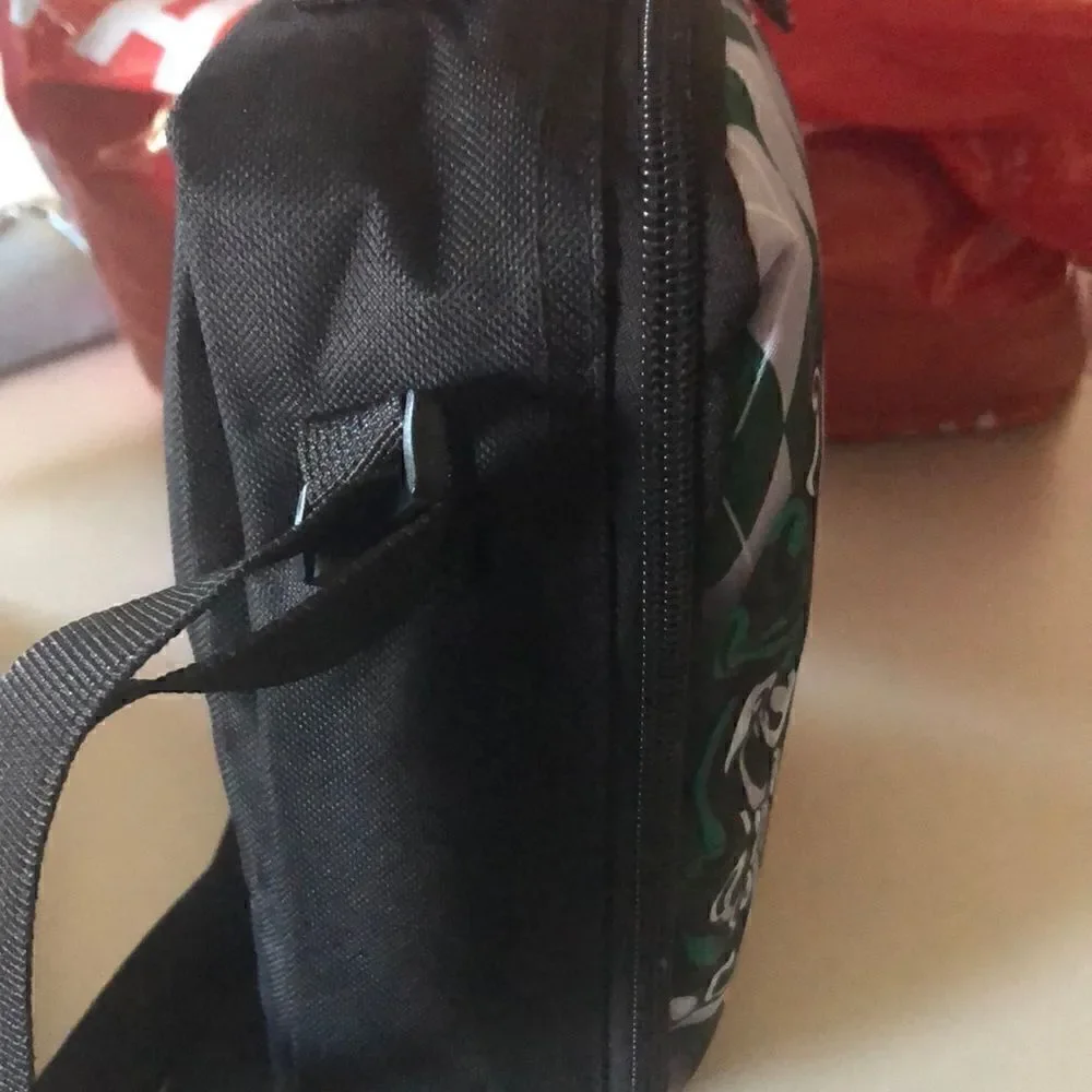 Slytherin crest lunch bag with shoulder strap-new